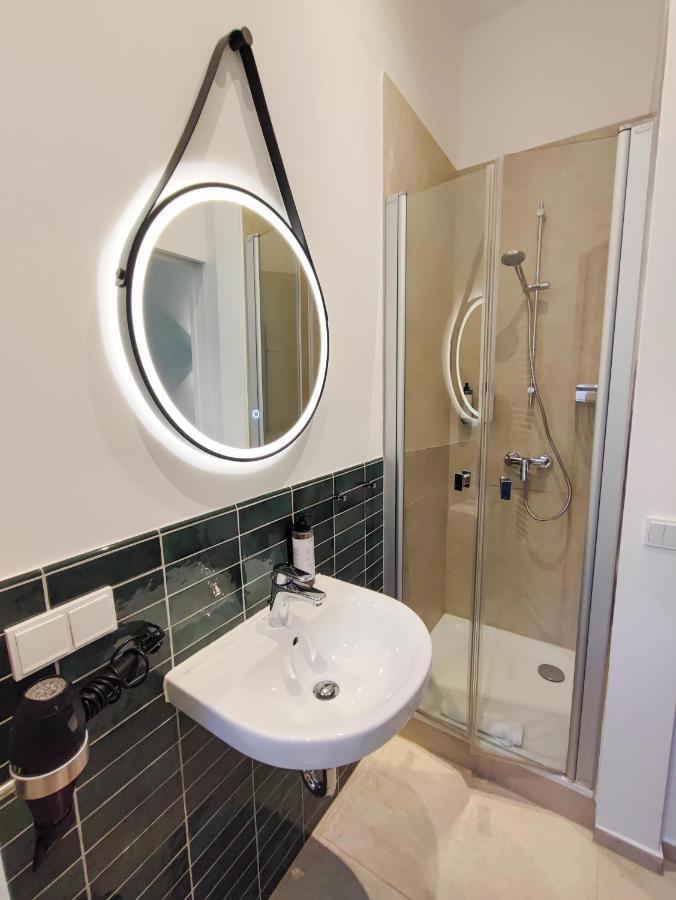 Homely Stay Studio 1 - Small And Cozy Self-Check-In Room In Münih Dış mekan fotoğraf